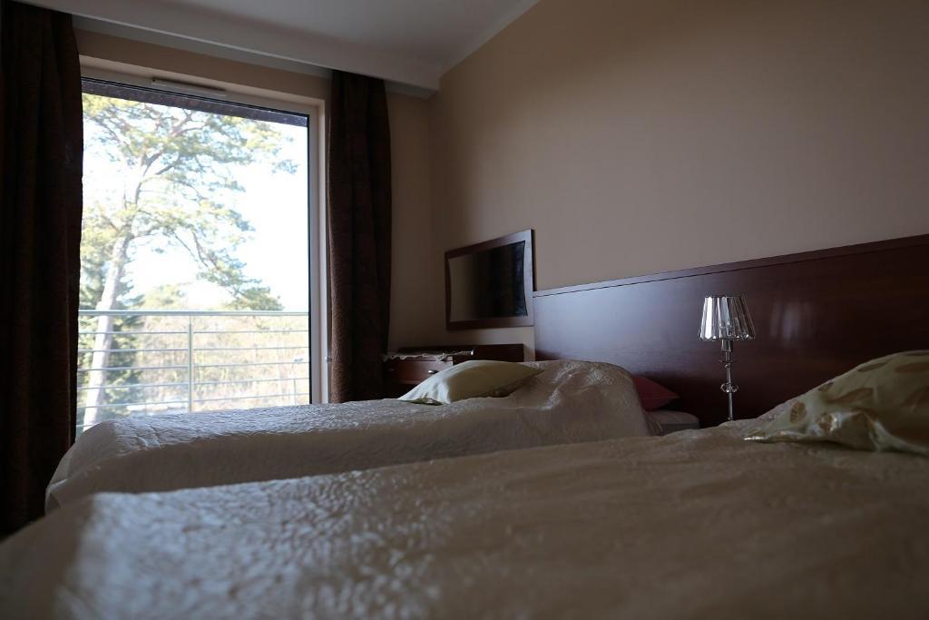 Floryda Jurata Bed & Breakfast Luaran gambar
