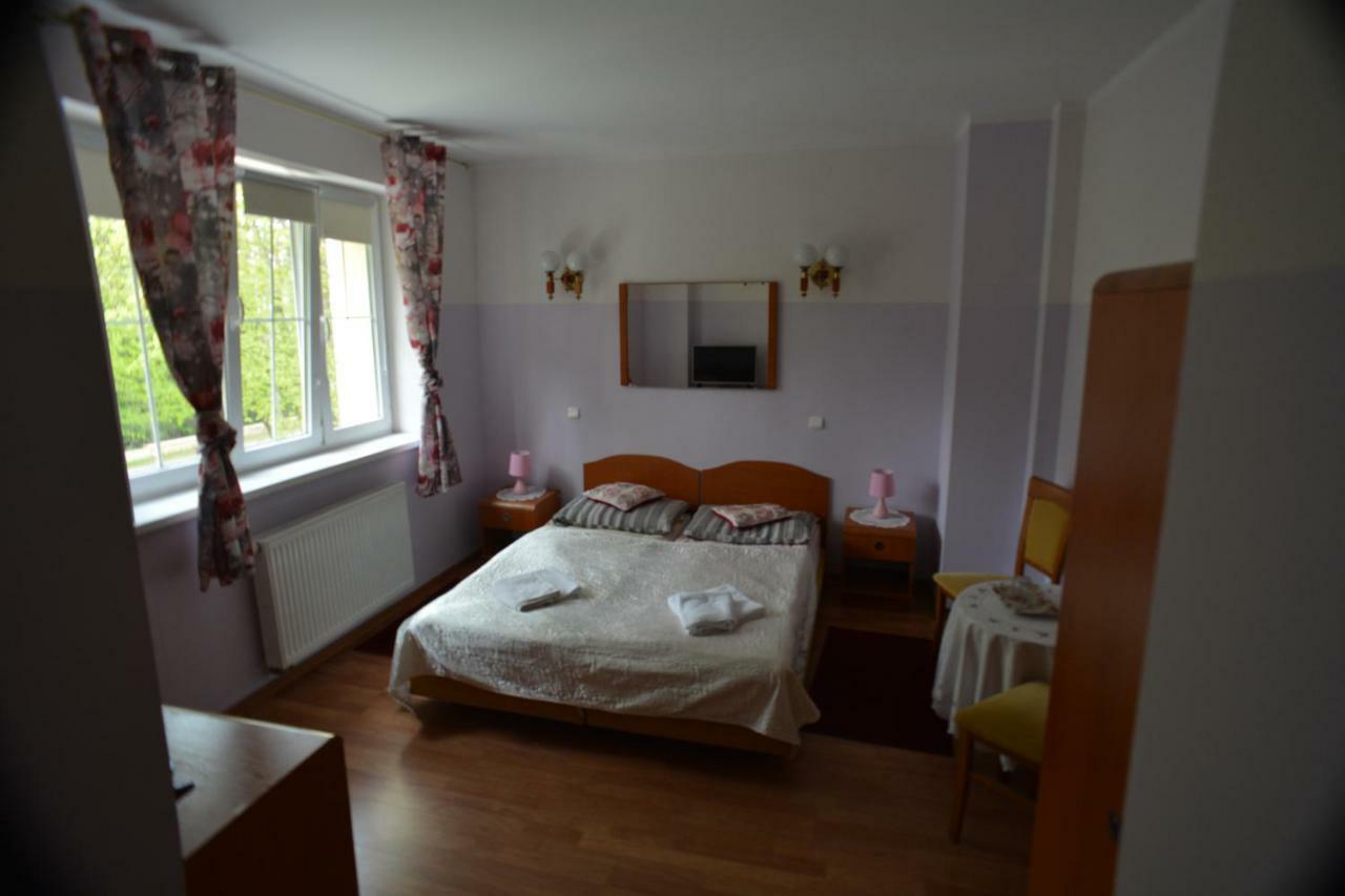 Floryda Jurata Bed & Breakfast Luaran gambar